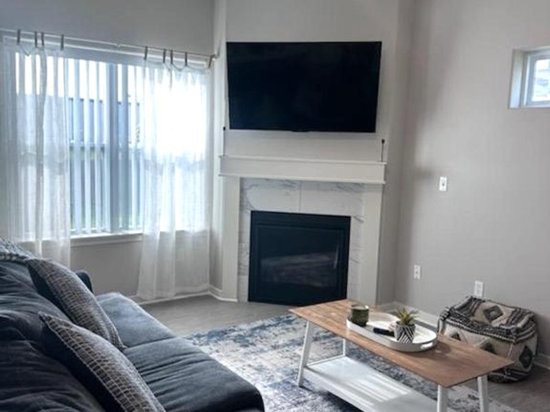 Spacious 3 bed 2 bath with King Master in Sycamoreの写真