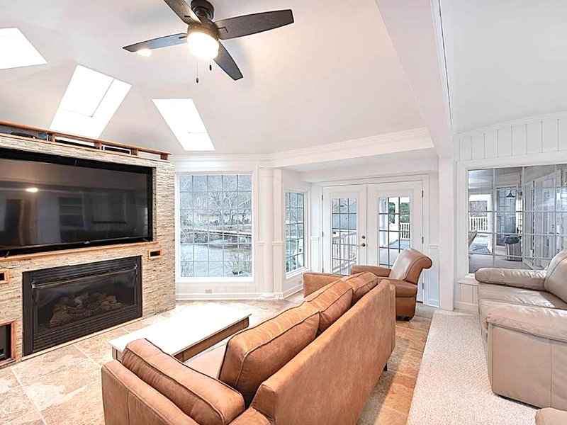 Jackson River Estate Main House Pool, Riverfront, sleeps 15の写真