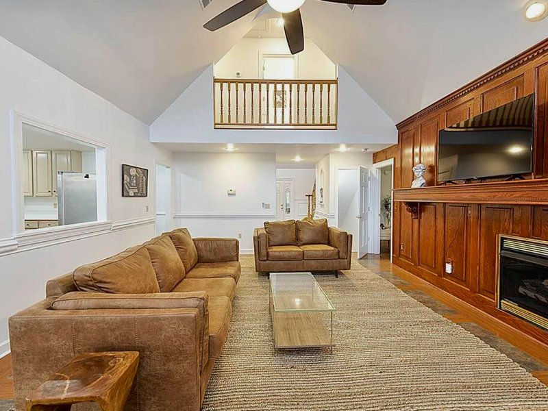 Jackson River Estate Main House Pool, Riverfront, sleeps 15の写真