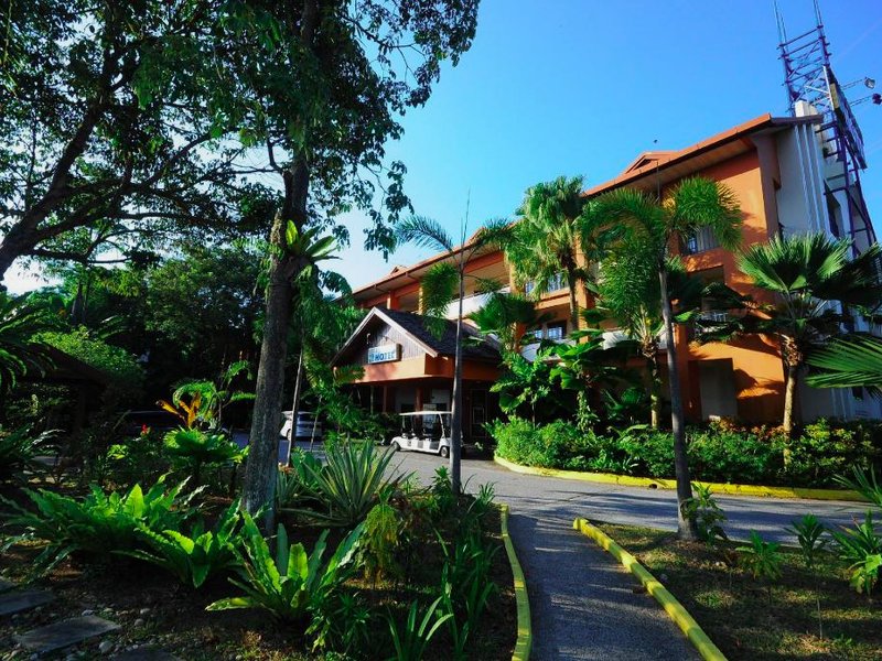 ブキット メラー レイクタウン リゾート (Bukit Merah Laketown Resort)の写真