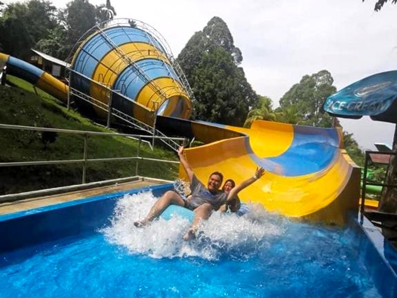 ブキット メラー レイクタウン リゾート (Bukit Merah Laketown Resort)の写真