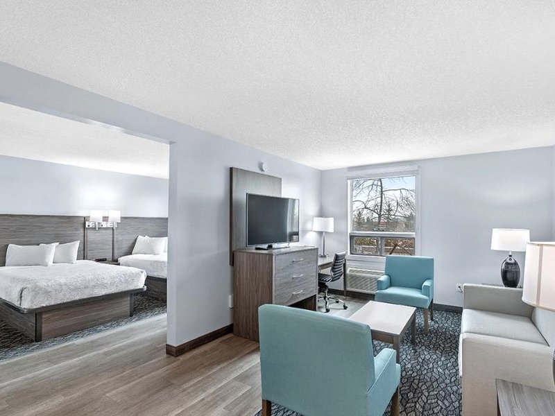エメラルド ホテル アンド スイーツ (Emerald Hotel and Suites)の写真