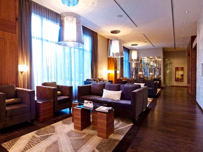 ラディソン ホテル&カンファレンス センター カルガリー エアポート (Radisson Hotel & Conference Centre Calgary Airport)の写真