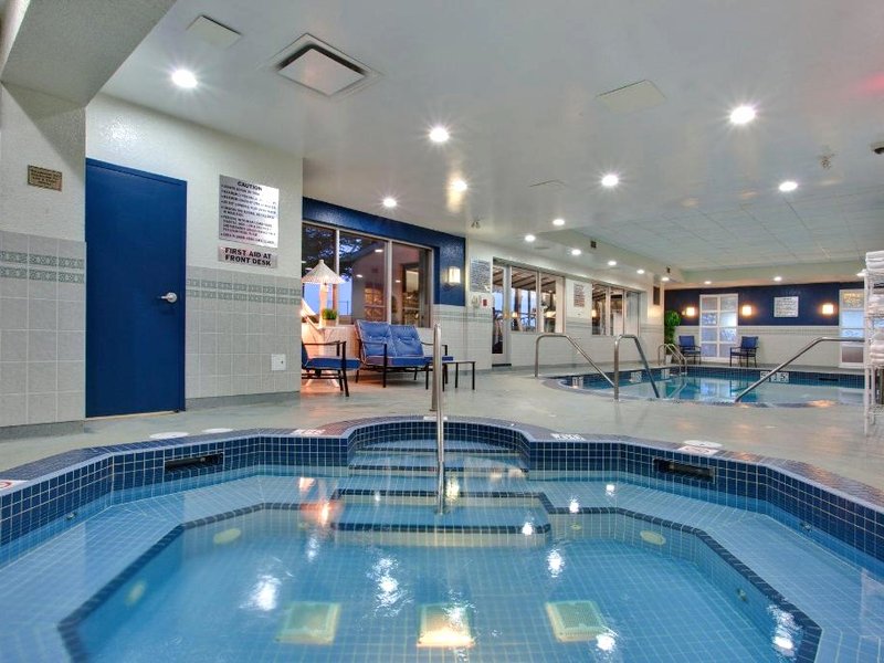 ホリデイ イン カルガリー エアポート バイ IHG (Holiday Inn Calgary Airport By IHG)の写真