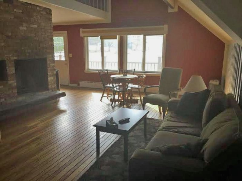 ジ アッパー パス ロッジ (The Upper Pass Lodge)の写真
