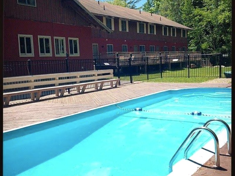 ジ アッパー パス ロッジ (The Upper Pass Lodge)の写真