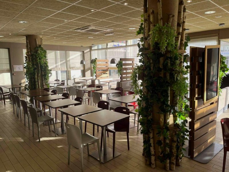 カンパニール パリ ウエスト シャヴィーユ (Campanile Paris Ouest Chaville)の写真