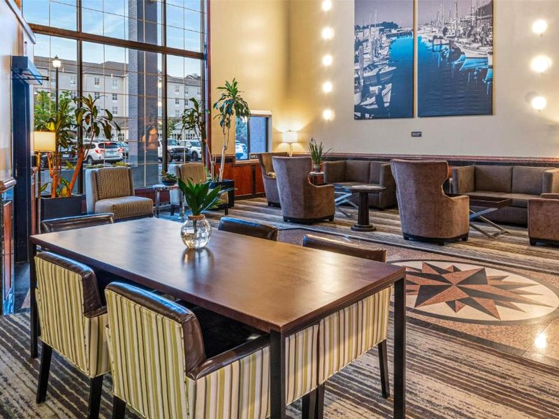 ベストウェスタン プロビデンス ワーウィック エアポート イン (Best Western Providence Warwick Airport Inn)の写真