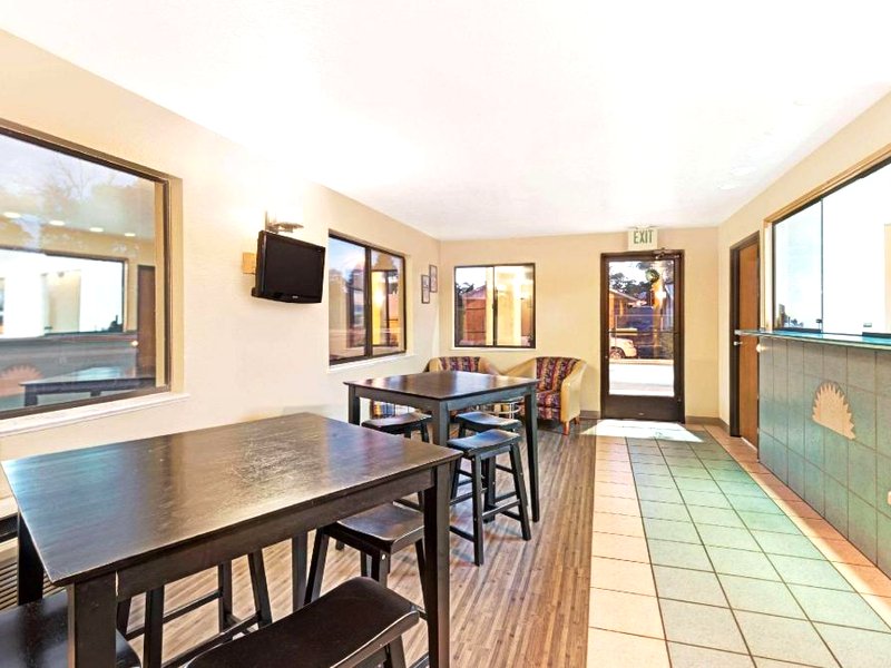Days Inn by Wyndham Espanolaの写真