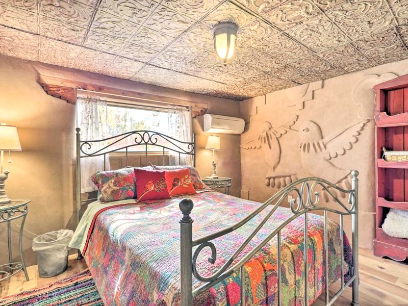 Artsy Santa Cruz Apartment with Shared Fire Pit!の写真