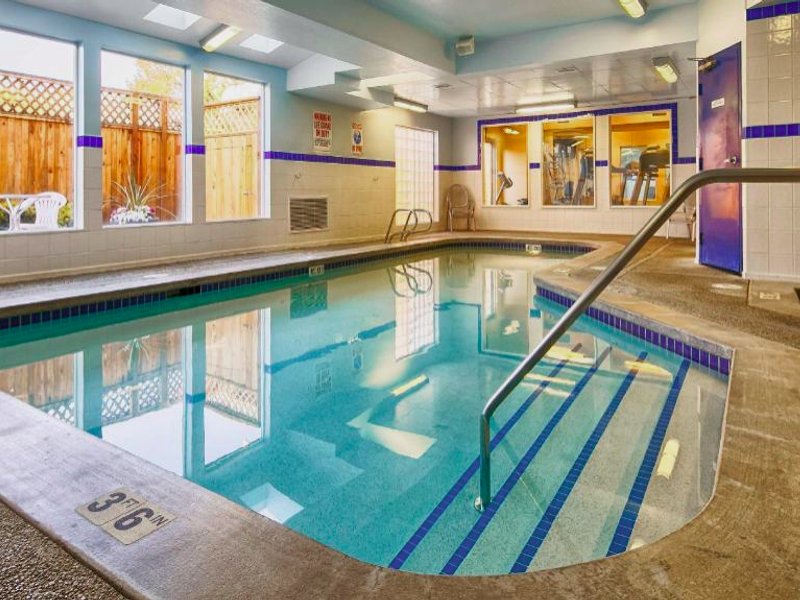 エグゼクティブ レジデンシー バイ ベスト ウェスタン ナビゲーター イン & スイーツ (Executive Residency by Best Western Navigator Inn & Suites)の写真