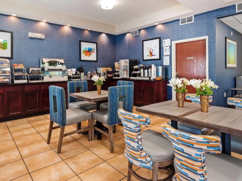 Best Western Hiram Inn and Suitesの写真