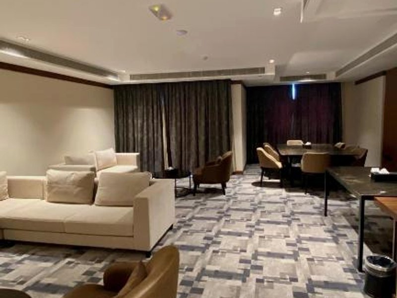 فندق رويال فيستا Royal Vista Hotelの写真