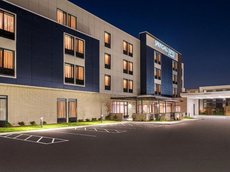 SpringHill Suites Menomonee Fallsの写真