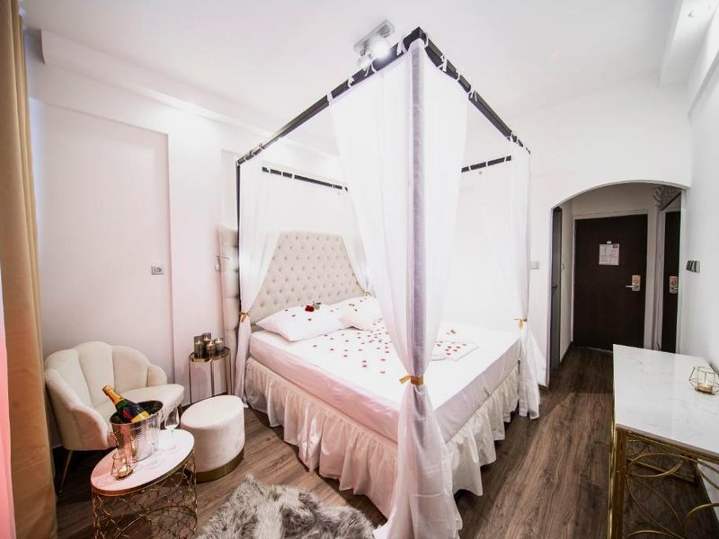 Hotel Aura Prague design and garden poolの写真