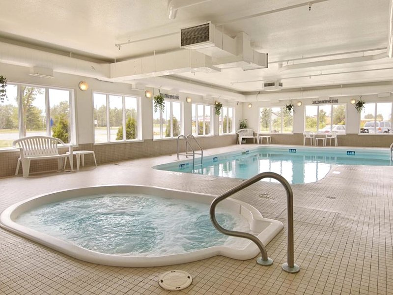 スーパー 8 バイ ウィンダム フォート フランシス (Super 8 By Wyndham Fort Frances)の写真