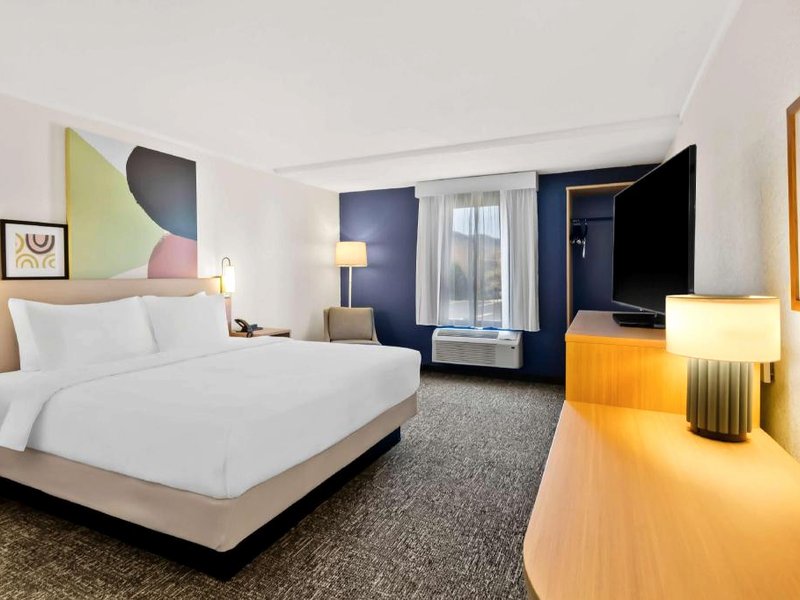 Spark by Hilton Daleville Roanoke Northの写真