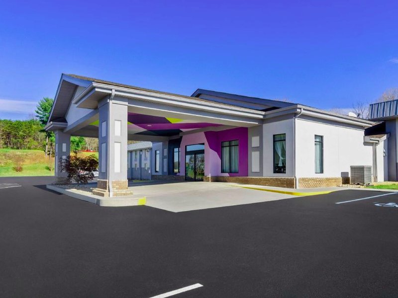 Spark by Hilton Daleville Roanoke Northの写真