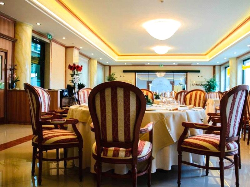 パレスホテル レニャーノ (Palace Hotel Legnano)の写真