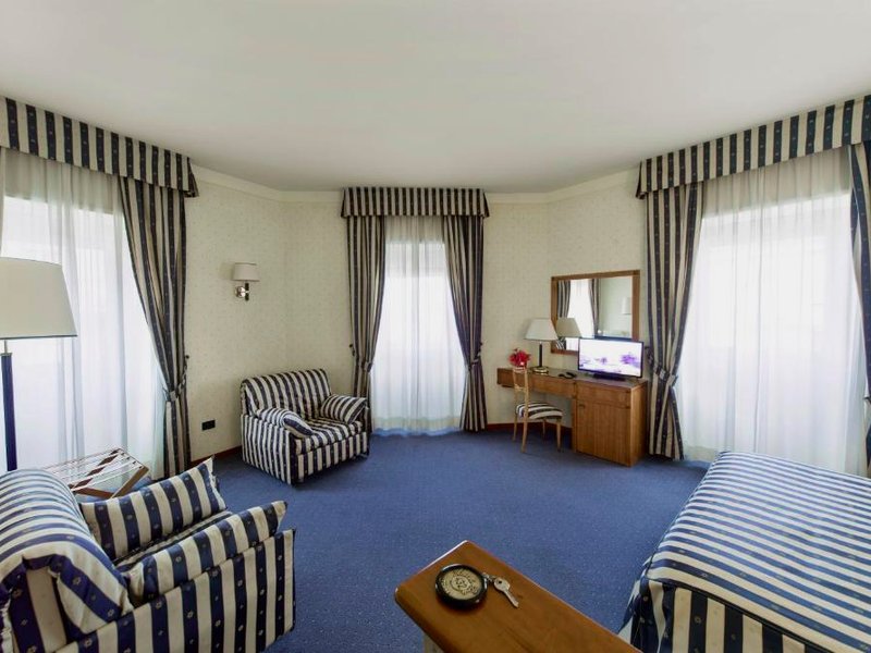 Hotel De Parisの写真
