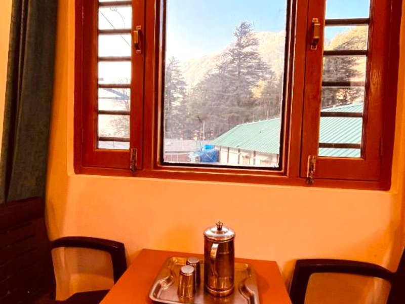 Skyard Hostel Harshil Valleyの写真