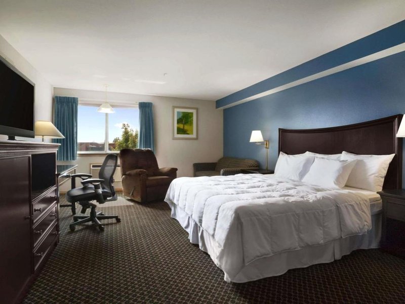 Days Inn by Wyndham Lacey Olympia Areaの写真