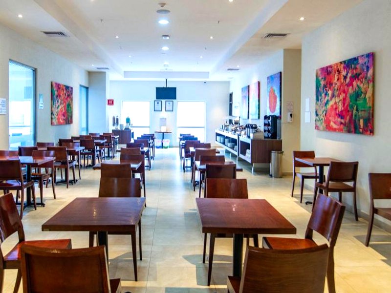ホリデイ イン エクスプレス サラパ バイ IHG (Holiday Inn Express Xalapa By IHG)の写真