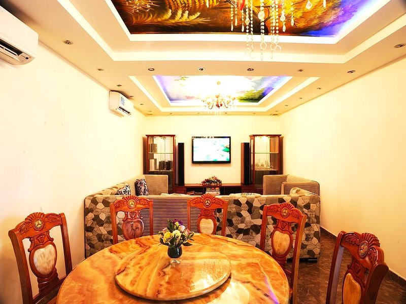 ホアン イエン ホテル トゥアンアン (Hoang Yen Hotel Thuan An)の写真