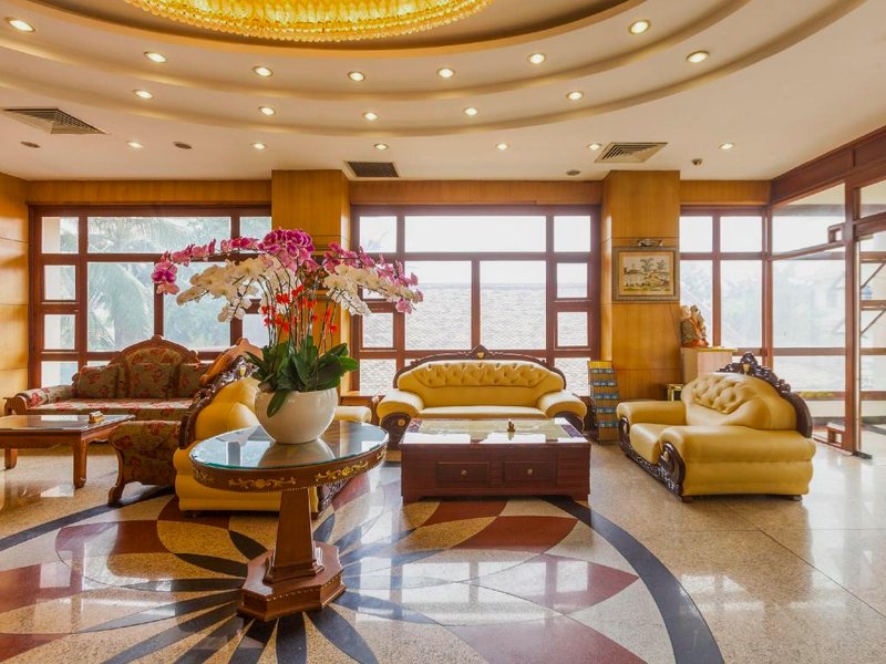 ホアン イエン ホテル トゥアンアン (Hoang Yen Hotel Thuan An)の写真
