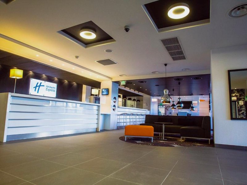 ホリデイ イン エクスプレス ディジョン バイ IHG (Holiday Inn Express Dijon By IHG)の写真