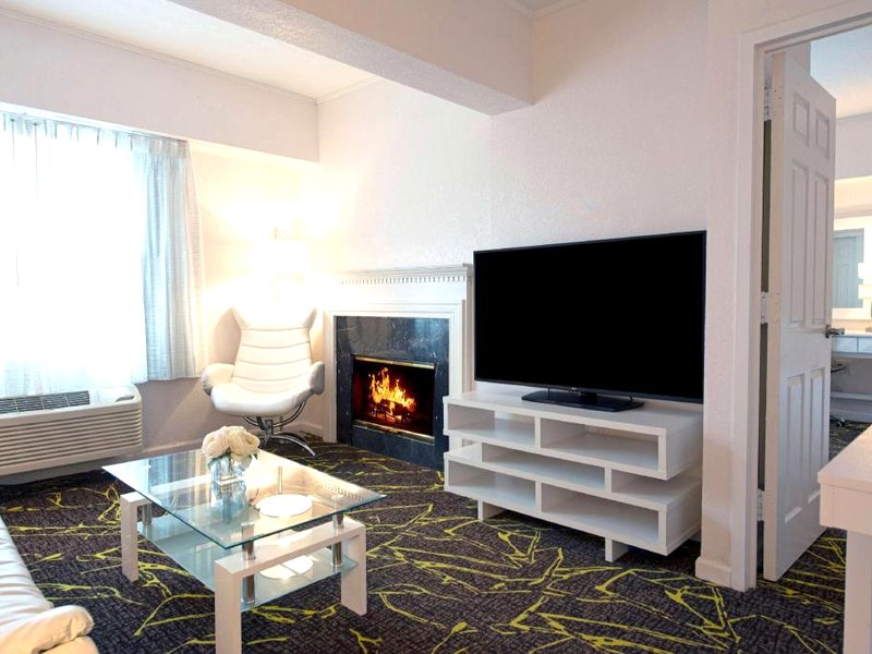 The Roslyn, Tapestry Collection by Hiltonの写真