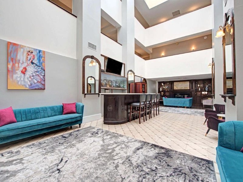 The Roslyn, Tapestry Collection by Hiltonの写真