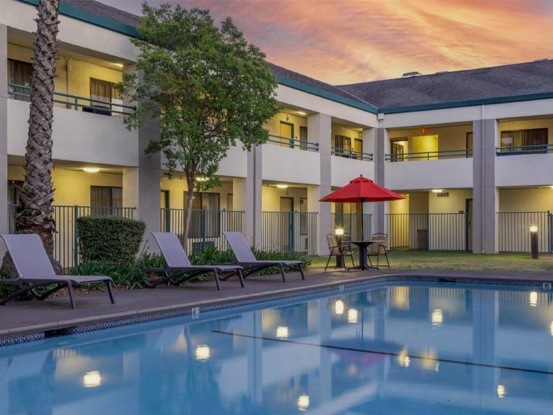 ベストウェスタン ヘリテージ イン (Best Western Heritage Inn)の写真