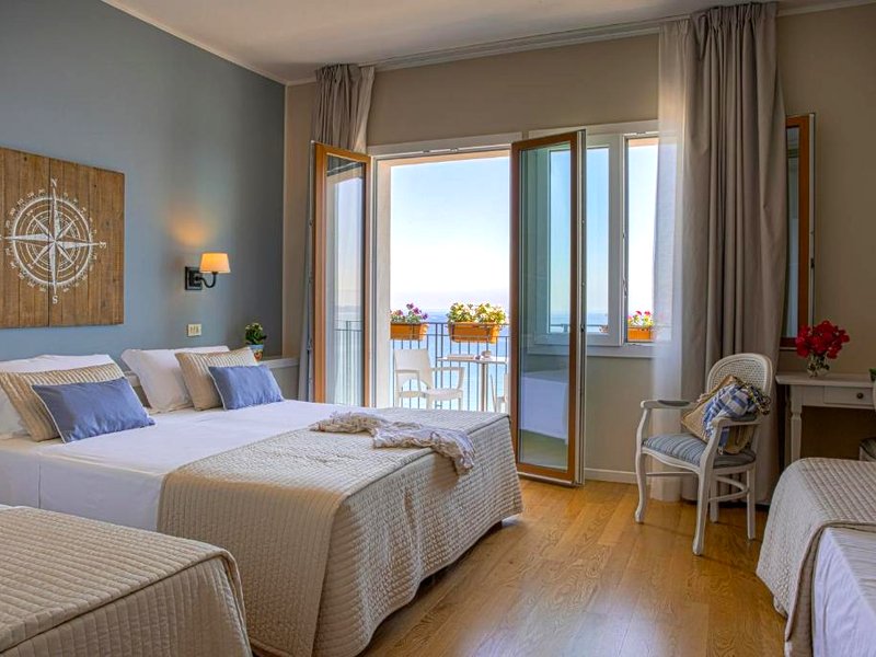 Hotel Punta Nord Estの写真