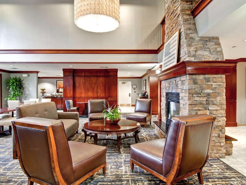 ホームウッドス イーツ バイ ヒルトン ストラトフォード (Homewood Suites by Hilton Stratford)の写真