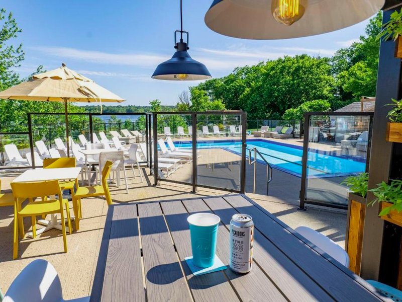 Delta Hotels Frederictonの写真