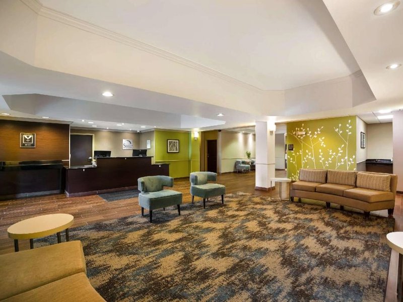 スリープ イン & スイーツ (Sleep Inn & Suites)の写真