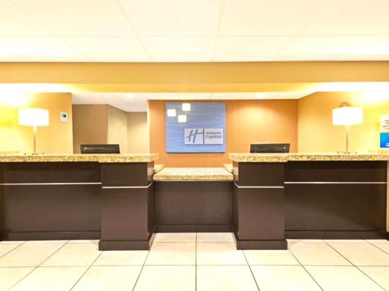 Holiday Inn Express Hotel & Suites Colby By IHGの写真