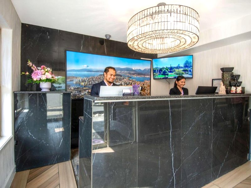 Coast Parksville Hotelの写真