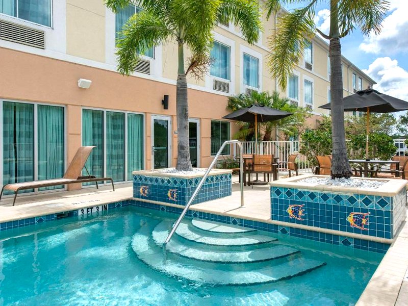 スリープ イン&スイーツ ポート シャーロット プンタ ゴルダ  (Sleep Inn & Suites Port Charlotte-Punta Gorda)の写真