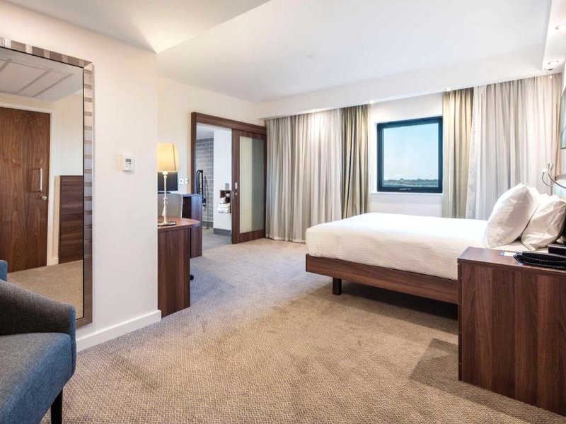 ハンプトン バイ ヒルトン ハンバーサイド エアポート (Hampton by Hilton Humberside Airport)の写真