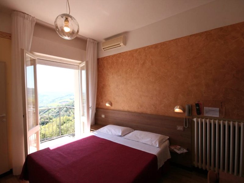 Albergo Centopiniの写真