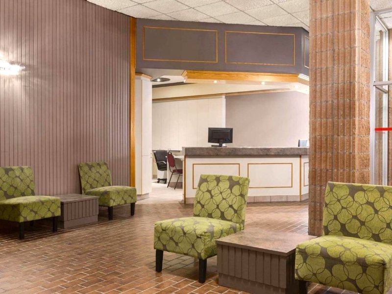 トラベロッジ バイ ウィンダム ベ コモ (Travelodge by Wyndham Baie Comeau)の写真