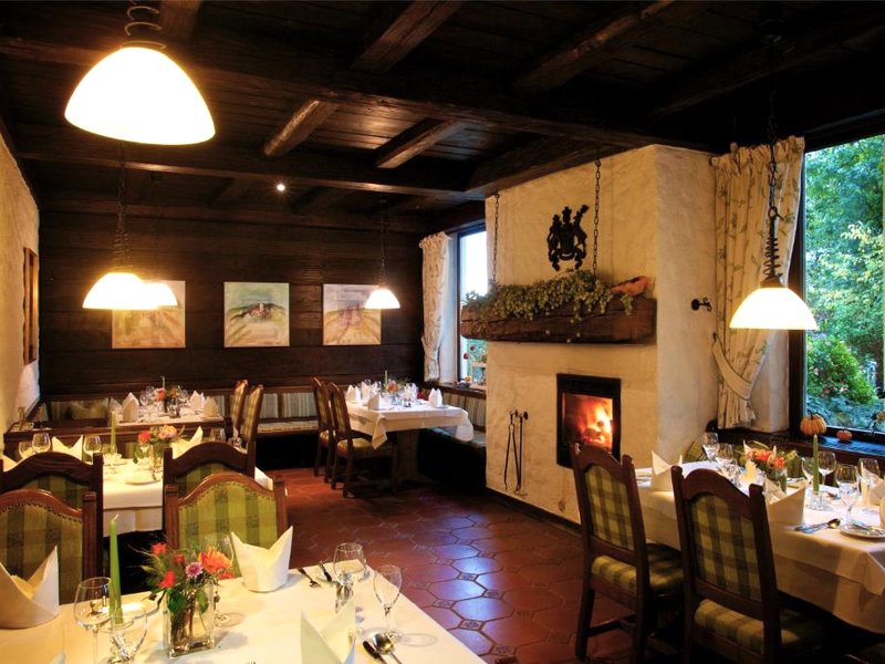ホテル & レストラン ドーンバイバー ホフ (Hotel & Restaurant Dornweiler Hof)の写真