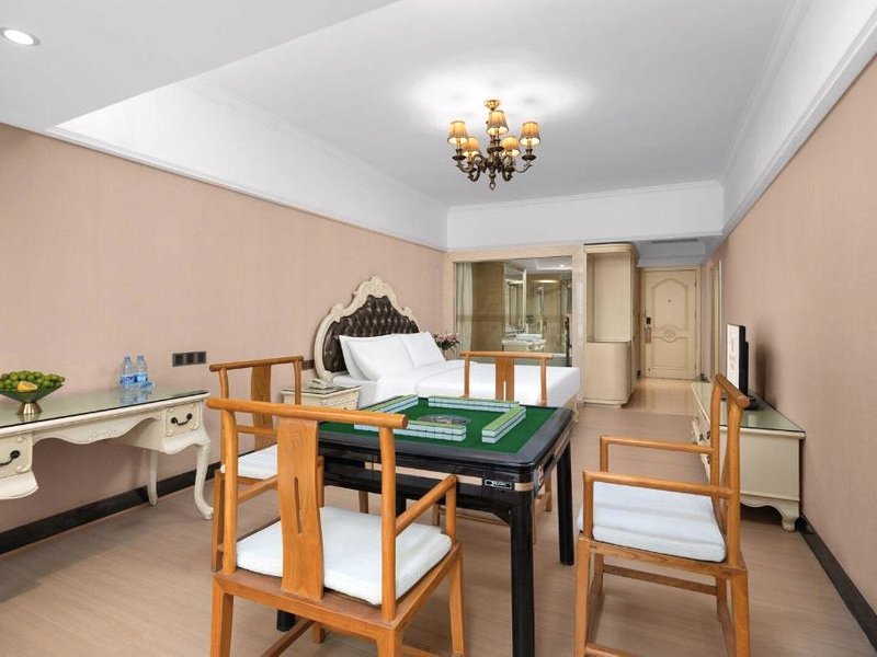 Vienna Hotel Yongzhou Yuanzhi New Bundの写真