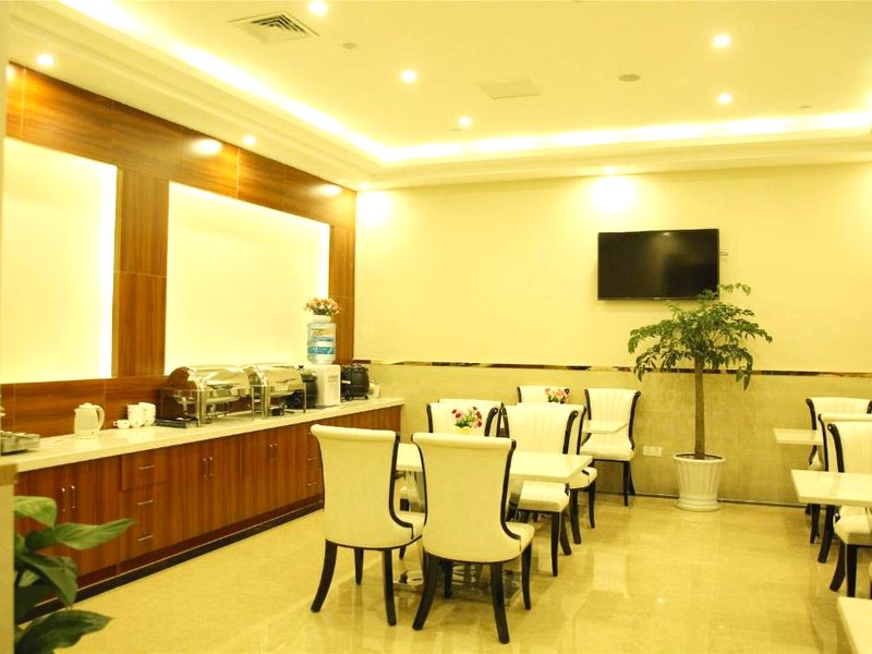 グリーンツリー イン ツァンジョウ チン カウンティ ジンフー ストリート エクスプレス ホテル (GreenTree Inn CangZhou Qing County JingFu (S) Street Express Hotel)の写真