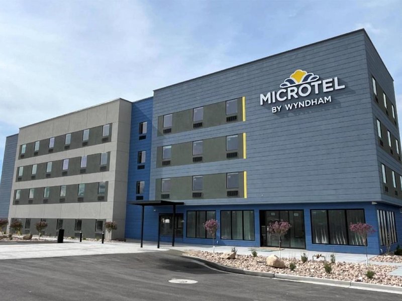 Microtel Inn & Suites by Wyndham Tooeleの写真