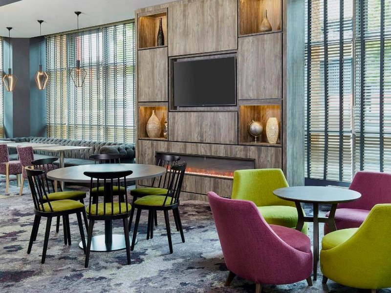 ジュリーズ イン シェフィールド (Leonardo Hotel Sheffield)の写真