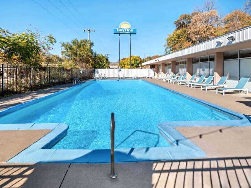 デイズ イン バイ ウィンダム デビューク (Days Inn by Wyndham Dubuque)の写真