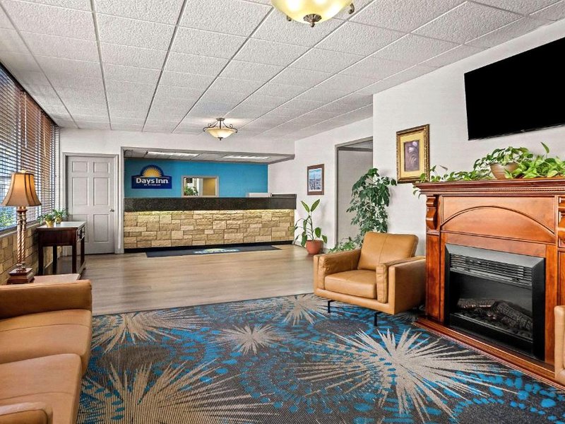 デイズ イン バイ ウィンダム デビューク (Days Inn by Wyndham Dubuque)の写真